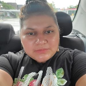 Meet your Posher, Eloida